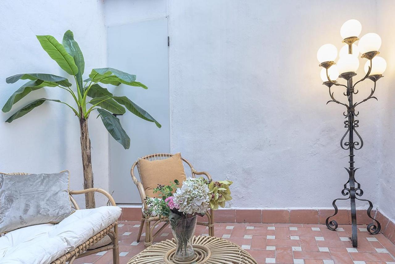 Moderno Apartamento Cerca A Plaza Espana セビリア エクステリア 写真